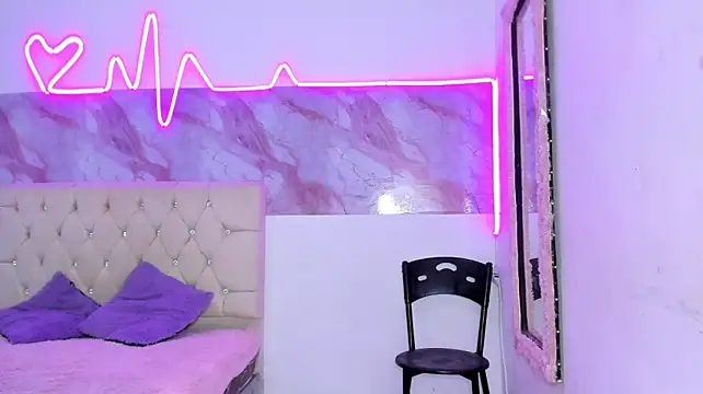 _1Noah_ – Naživo XXX chat