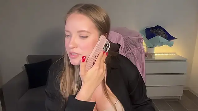 EvaMaddison's Live XXX Chat