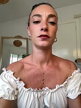Martyca_Beee 라이브 XXX 채팅