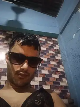 StripchatAssam93 Adlı Modelin Web Kamerası Şovu