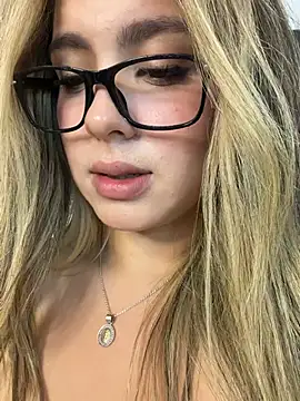 Cloee_Rainbow1 Live XXX-Chat