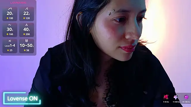 SarasavageのライブXXXチャット
