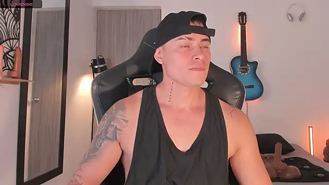 แชท XXX สดของ connorsmiith