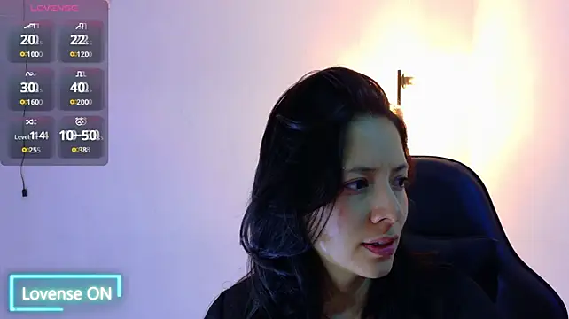 Sarasavage's Live XXX Chat