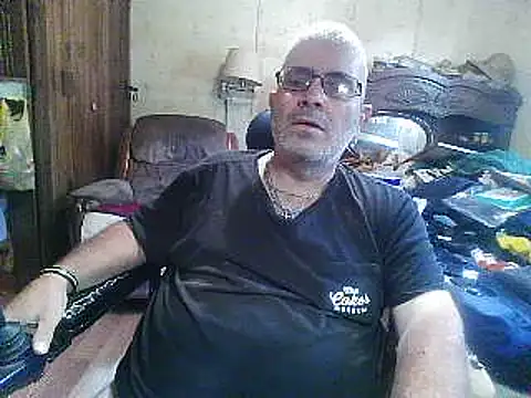 hearseguy77 live XXX chat