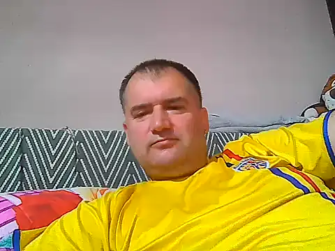 bambolino1978 Adlı Modelin Canlı XXX Sohbeti