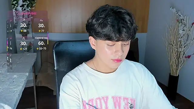 Danny_George live XXX chat
