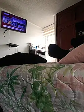 Chat +18 de maynor_1998 ao vivo