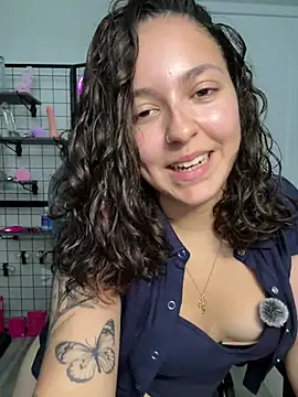 צ'אט XXX בשידור חי של Mamachulita