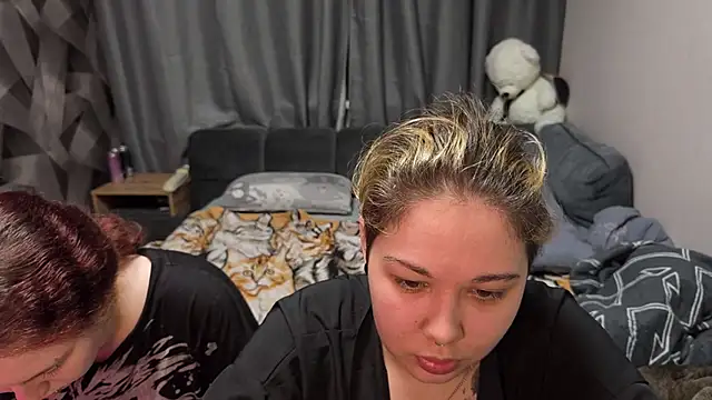 LunarCouple_'s Live XXX Chat