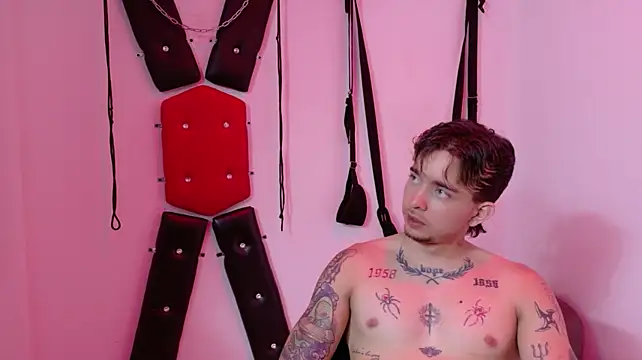 แชท XXX สดของ AliceandMax