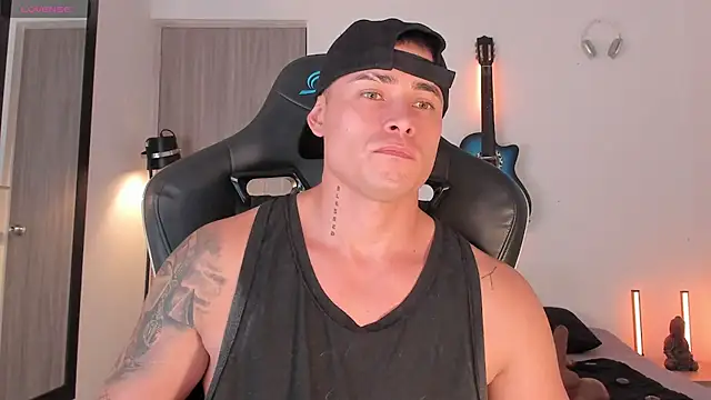 connorsmiith 现场XXX聊天