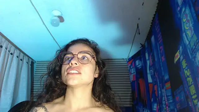 rosse_2504 Live XXX-Chat