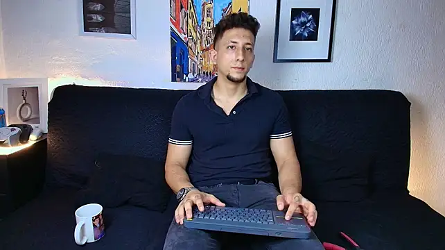 SR_EMILIOCUM Show Webcam