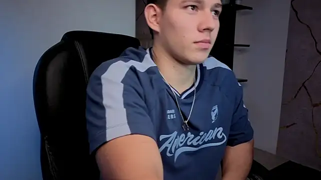 Chatroom XXX en direct de JamesCr_