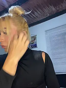 Astrid_Porno Webcam show