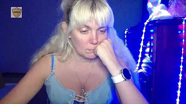 SunnySylvia – Naživo XXX chat