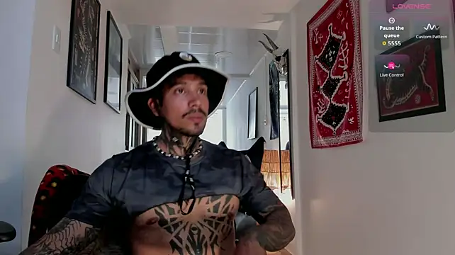 TigerStripes1_ Live XXX-chat