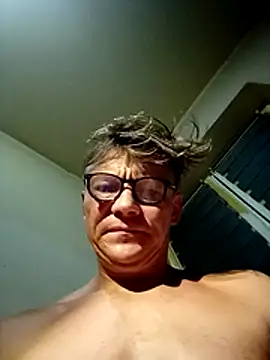 Chat XXX en directo de Piootrass