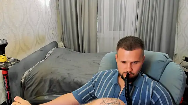 Vladik_b Live XXX-Chat