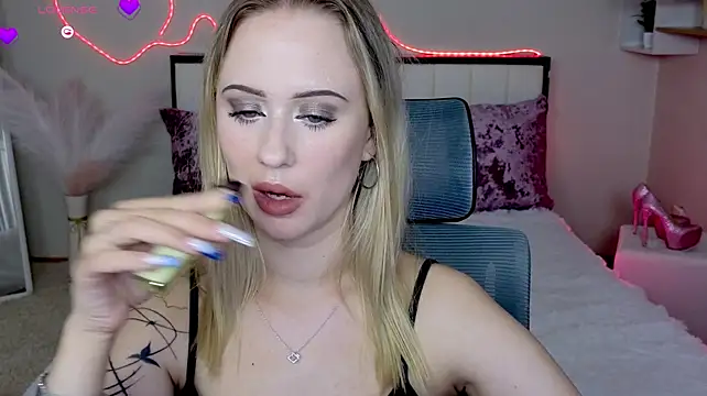 Živý XXX chat SashaBrooks