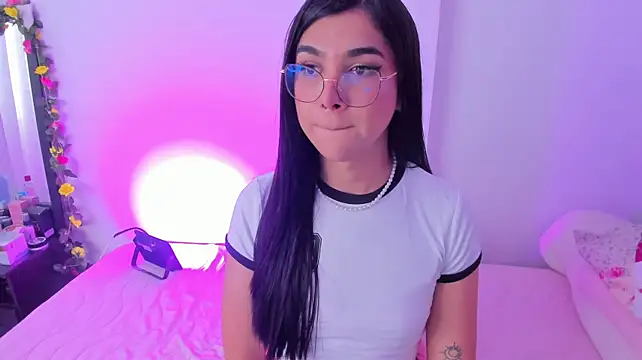 RoseCassie Live XXX Chat