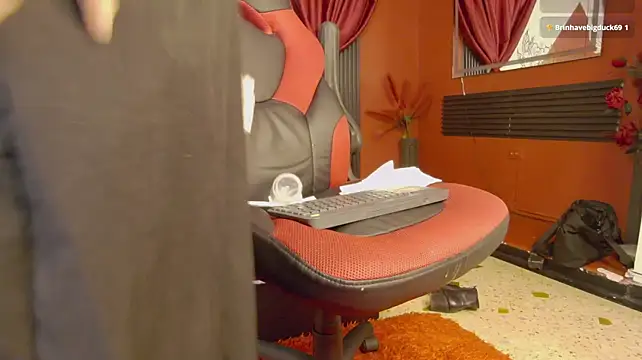 Chat XXX ao vivo de maxi_max0