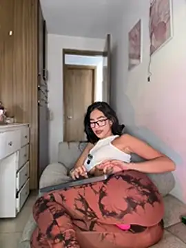 Chatroom XXX en direct de DulceLenns
