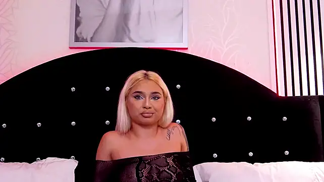 Chat +18 de TaniaBliss ao vivo