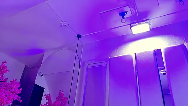 Broklinwhite_のライブXXXチャット