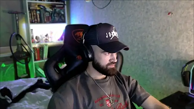 Živý XXX chat _Serious_Man