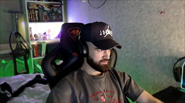 Živý XXX chat _Serious_Man