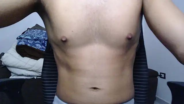 harold_18_'s Live XXX Chat
