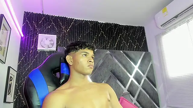 nova_mitchell7 Chat XXX in diretta