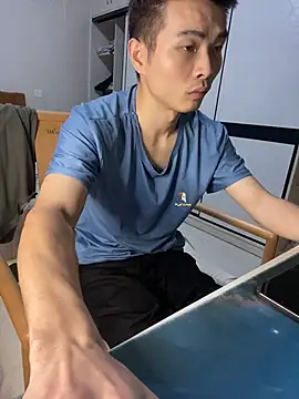 gutou001 即時 XXX 聊天
