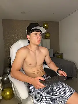 JordanMiller_ XXX чат на живо