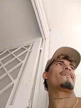 Chat XXX ao vivo de ARES_DAM