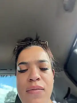 JuanitaMore01's Live XXX Chat