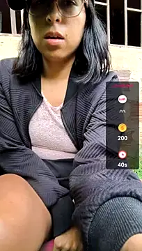 MirandaSingle লাইভ XXX চ্যাট