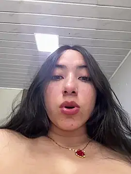 emiantonella_'s Live XXX Chat