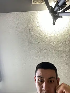 Chat +18 de Taylor_DiamondBoy ao vivo