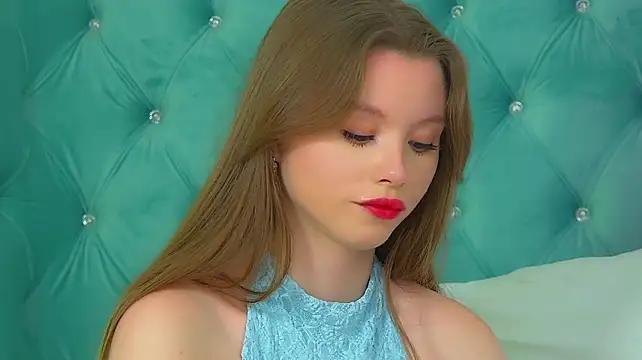 KeiraAsti's Live XXX Chat
