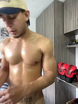 Taylor_DiamondBoy – Live XXX-chat