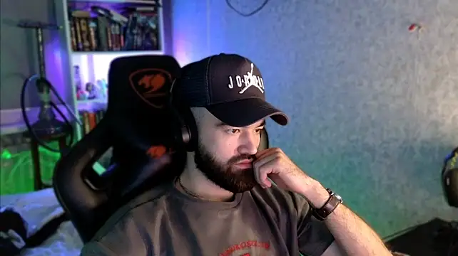Chat +18 de _Serious_Man ao vivo