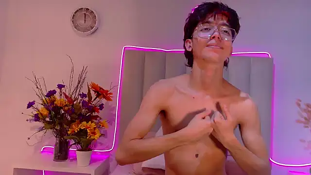 Twink_Sebas7 Live XXX-Chat