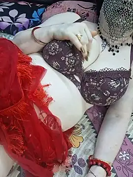 Indian_Coupl3's Live XXX Chat