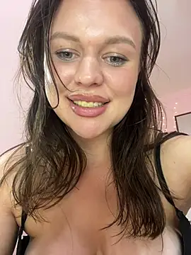 SweetLikaaan Live XXX chat