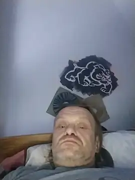 INVISIBLEKUBA Webcam show
