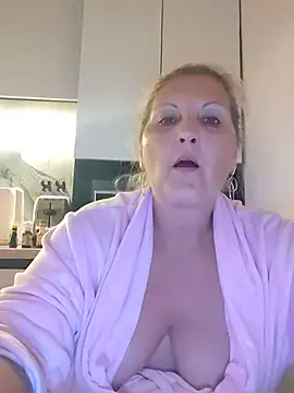 Divineblond: απευθείας συνομιλία ΧΧΧ