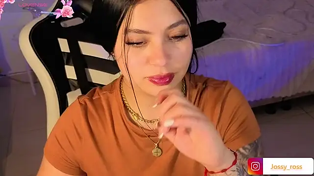 XXX chat uživo modela Victoryyy_